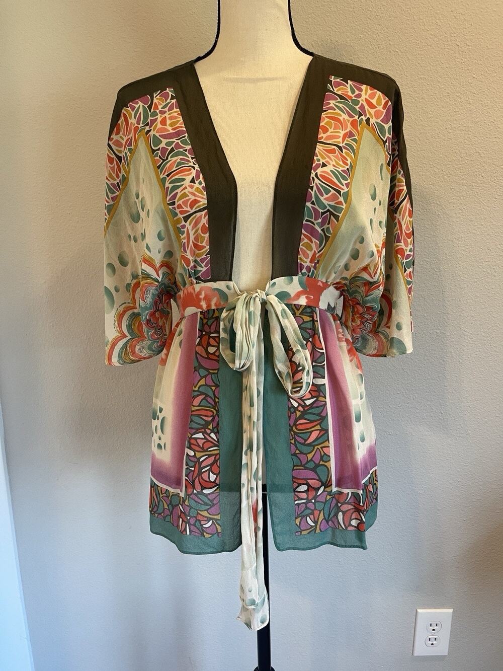 Vintage Nicole Miller Studio Women's Small 100% Silk Open Front Kimono Top